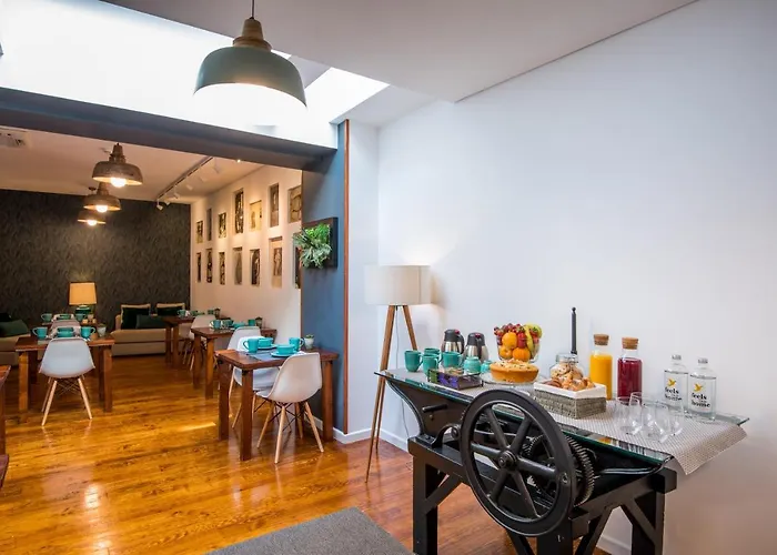 招待所 Bica Flh 4*